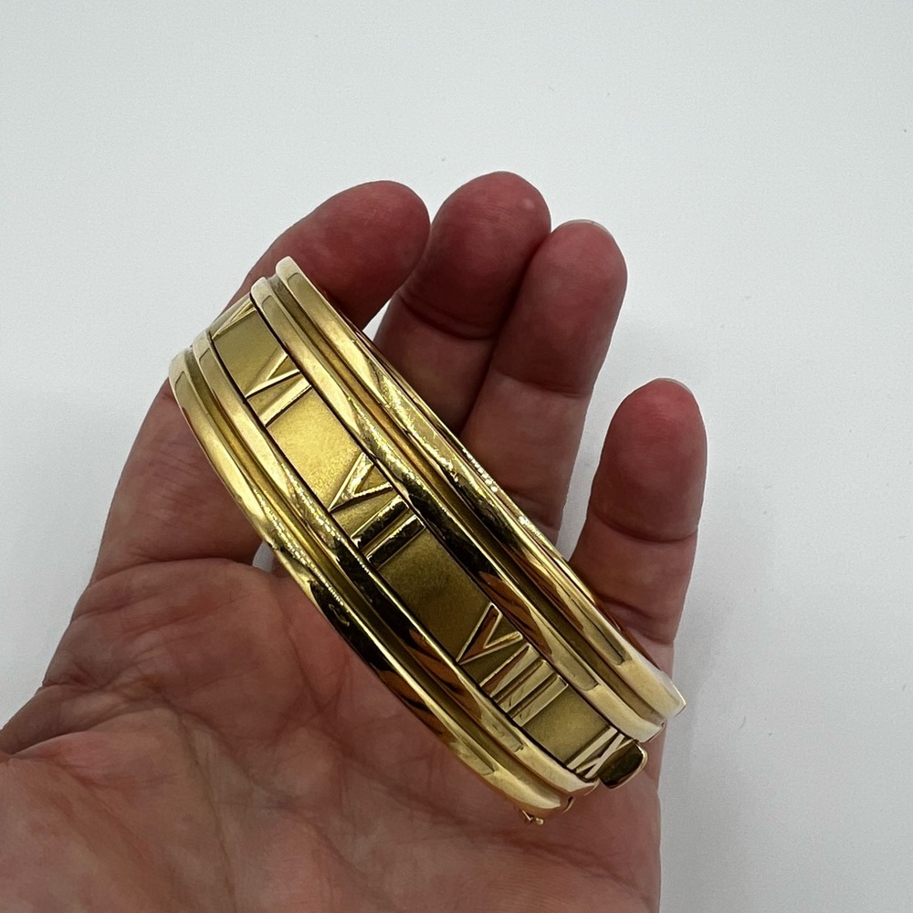 RARE Tiffany & Co. 18K Yellow Gold Thick Atlas Bangle Cuff Bracelet - Picture 3 of 11